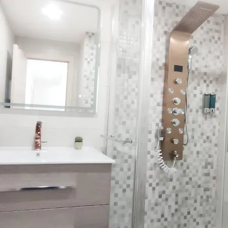 - Lujo - Parking, Maquina Arcade, Wifi Y Netflix Apartment Oviedo Exterior photo